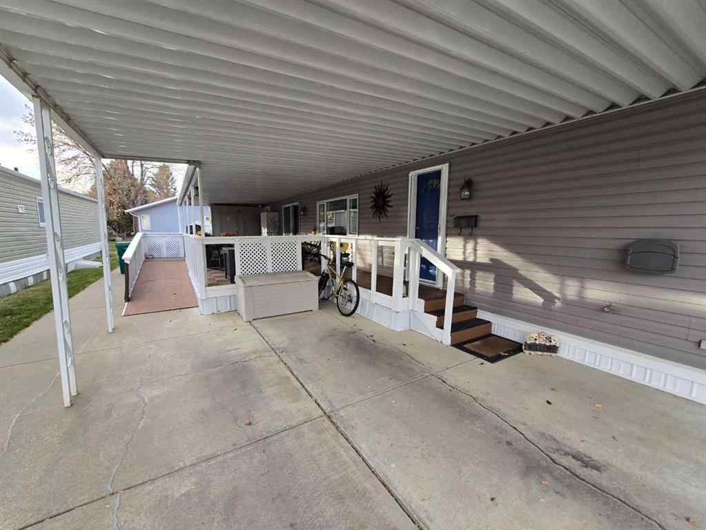 MLS® A2266757 - 2906 30 Avenue S in Parkbridge Estates Lethbridge, Mobile