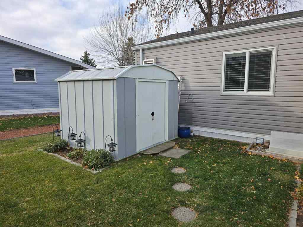 MLS® A2266757 - 2906 30 Avenue S in Parkbridge Estates Lethbridge, Mobile