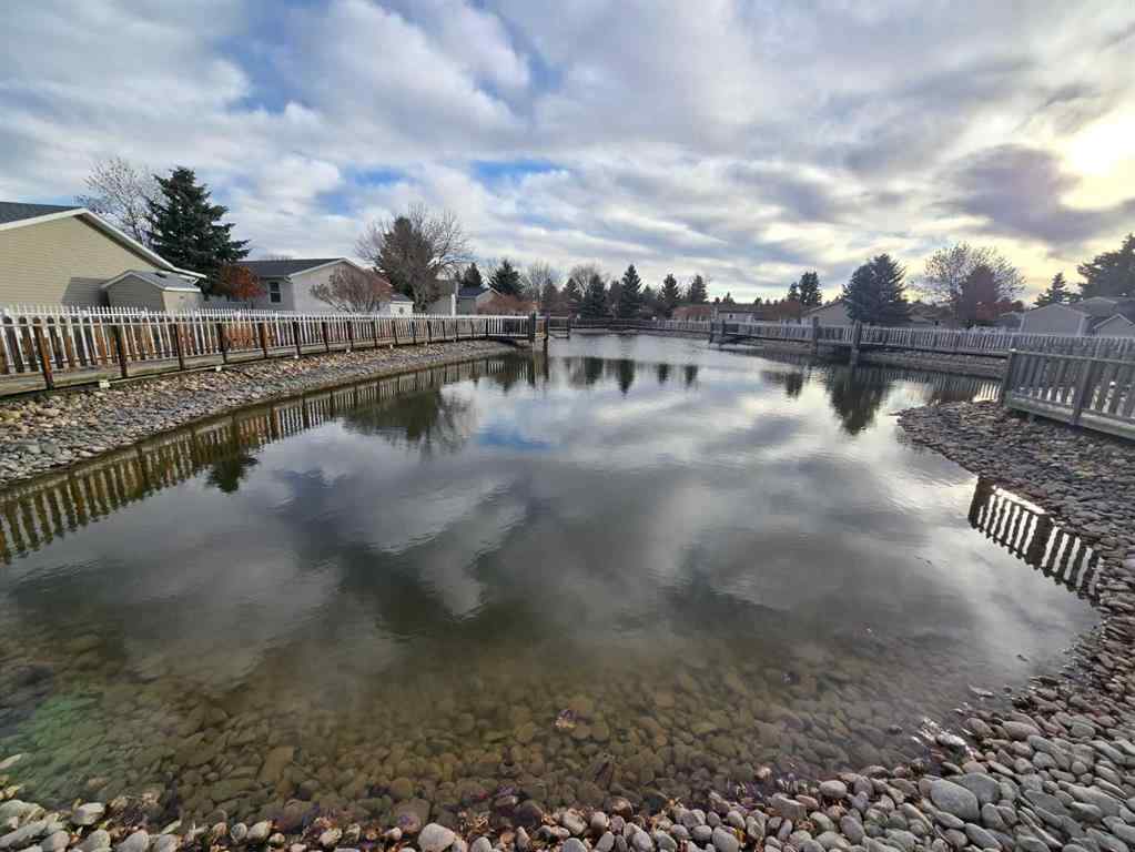 MLS® A2266757 - 2906 30 Avenue S in Parkbridge Estates Lethbridge, Mobile