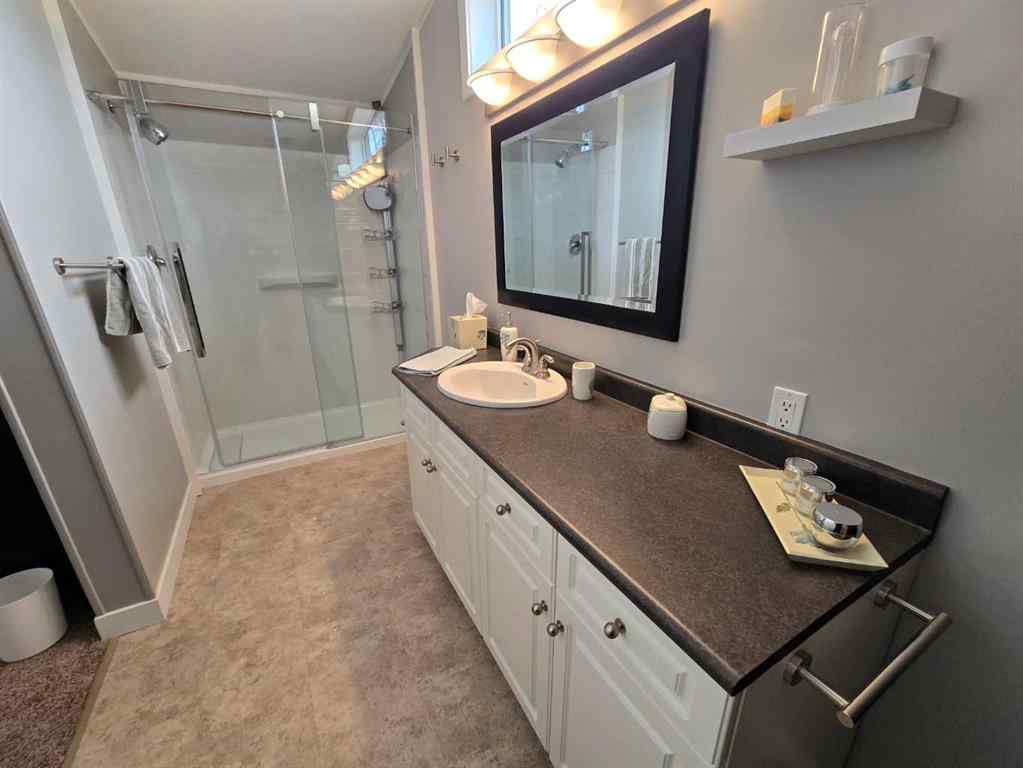 MLS® A2266757 - 2906 30 Avenue S in Parkbridge Estates Lethbridge, Mobile