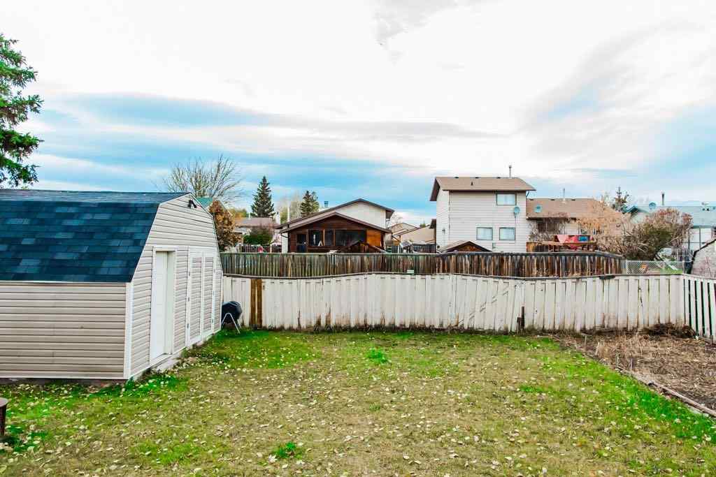 MLS® A2266758 - 6930 98 Street   in South Patterson Place Grande Prairie, Residential