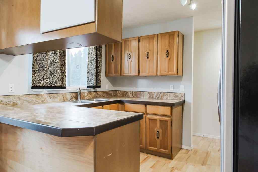 MLS® A2266758 - 6930 98 Street   in South Patterson Place Grande Prairie, Residential