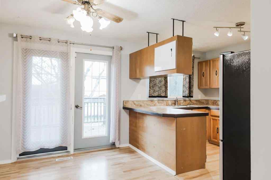 MLS® A2266758 - 6930 98 Street   in South Patterson Place Grande Prairie, Residential