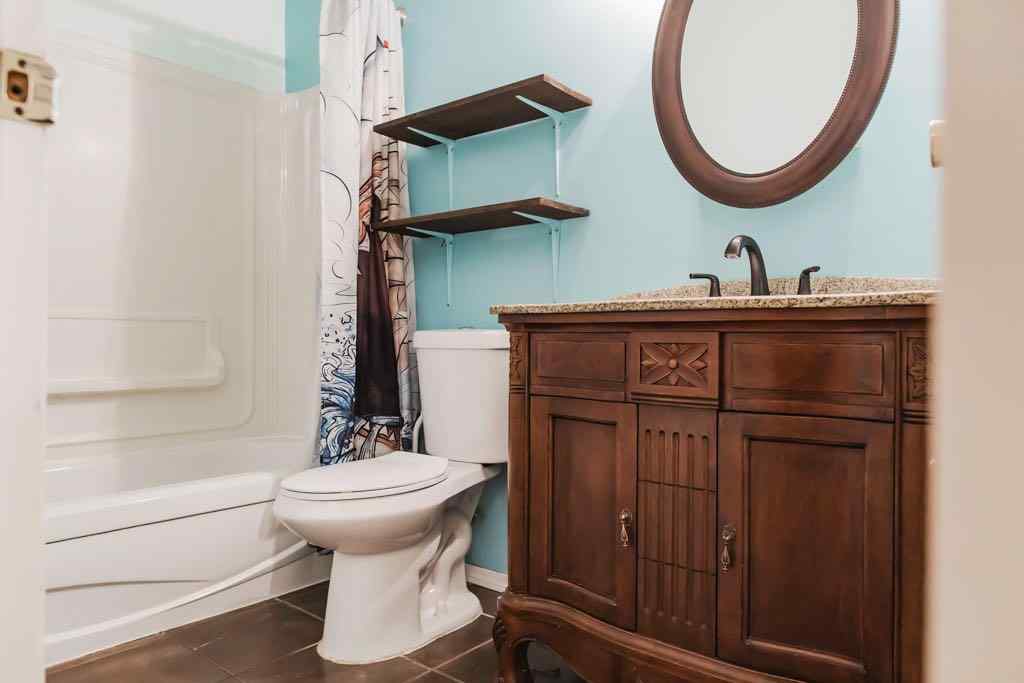 MLS® A2266758 - 6930 98 Street   in South Patterson Place Grande Prairie, Residential