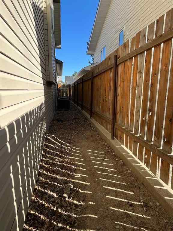 MLS® A2266761 - 234 Chilcotin Road W in Indian Battle Heights Lethbridge, Residential