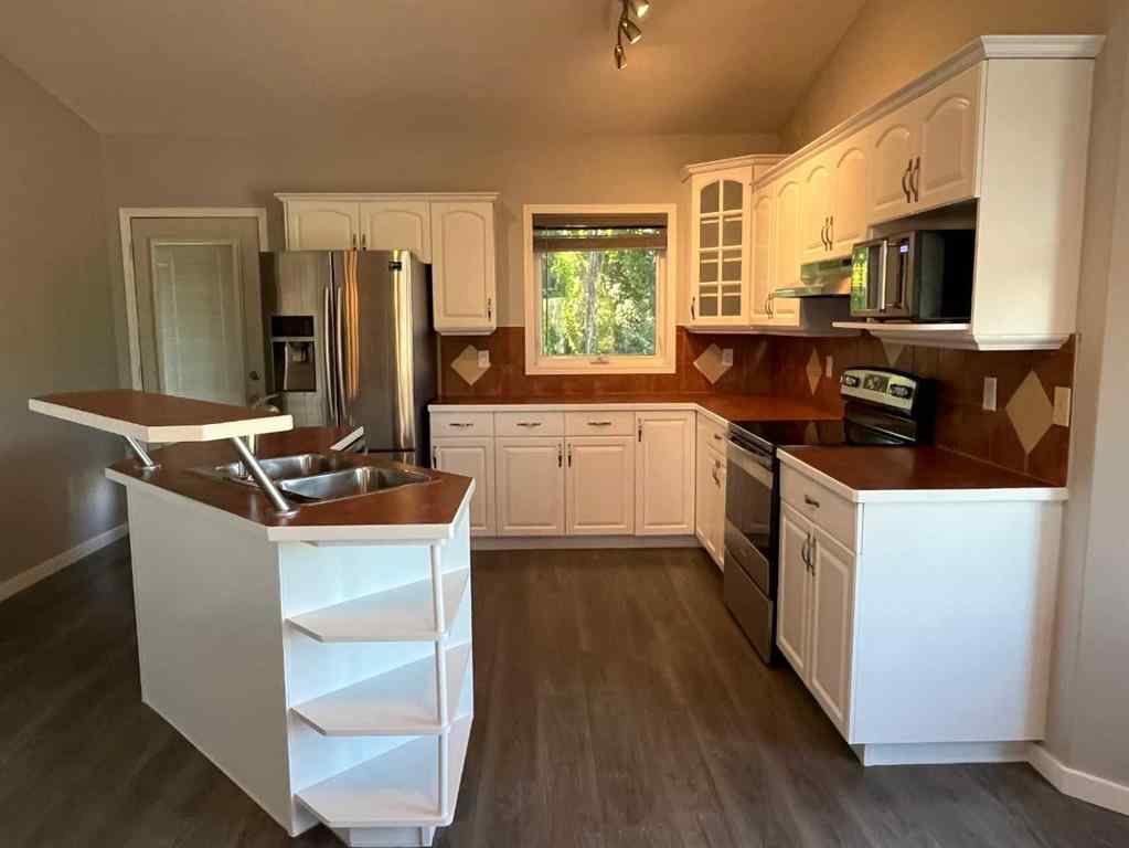 MLS® A2266761 - 234 Chilcotin Road W in Indian Battle Heights Lethbridge, Residential