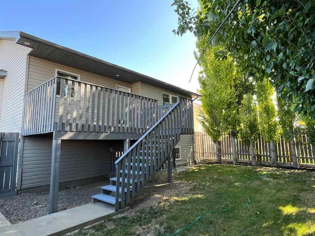 MLS® A2266761 - 234 Chilcotin Road W in Indian Battle Heights Lethbridge, Residential