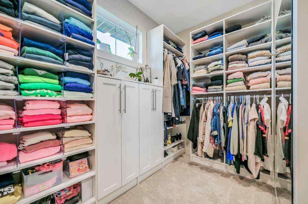 MLS® A2266762 - 33 Shawnee Heath SW in Shawnee Slopes Calgary, Residential