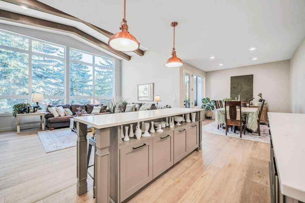 MLS® A2266762 - 33 Shawnee Heath SW in Shawnee Slopes Calgary, Residential