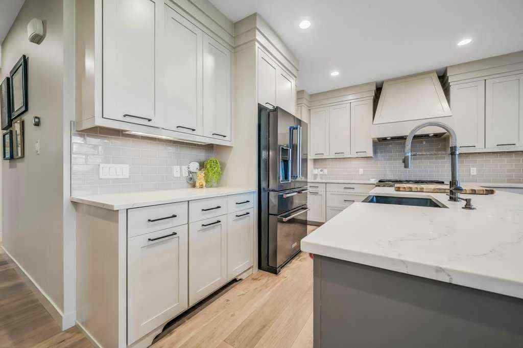 MLS® A2266762 - 33 Shawnee Heath SW in Shawnee Slopes Calgary, Residential