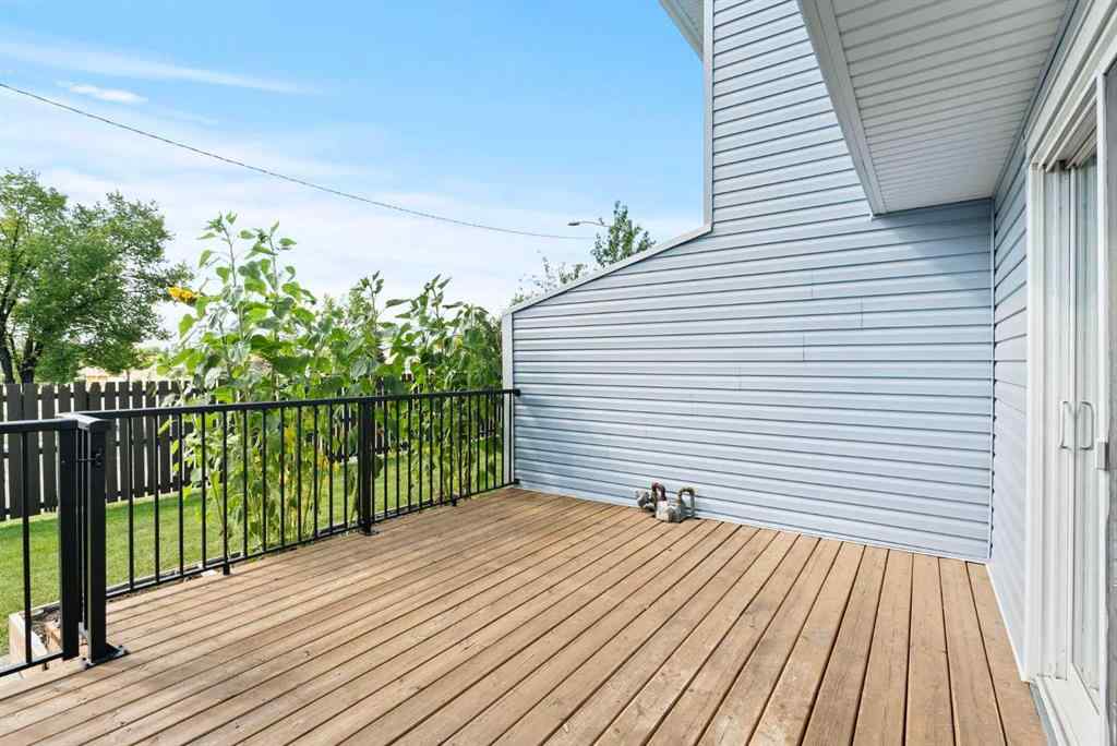 MLS® A2266764 - Unit #4 195 Manora Place NE in Marlborough Park Calgary, Residential