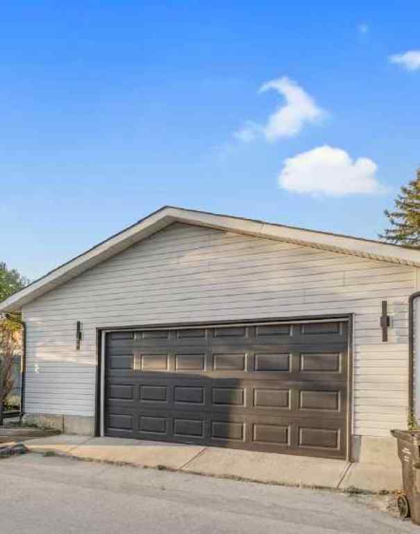 MLS® A2266772 - 116 Queen Anne Road SE in Queensland Calgary, Residential