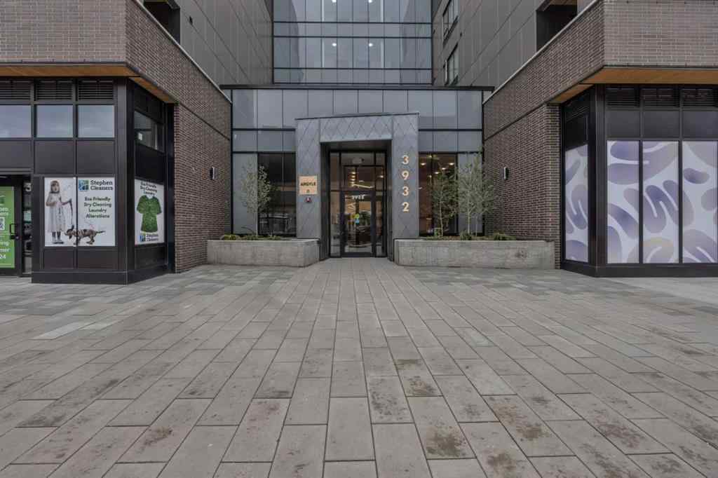 MLS® A2266774 - Unit #424 3932 University Avenue NW in University District Calgary, Residential