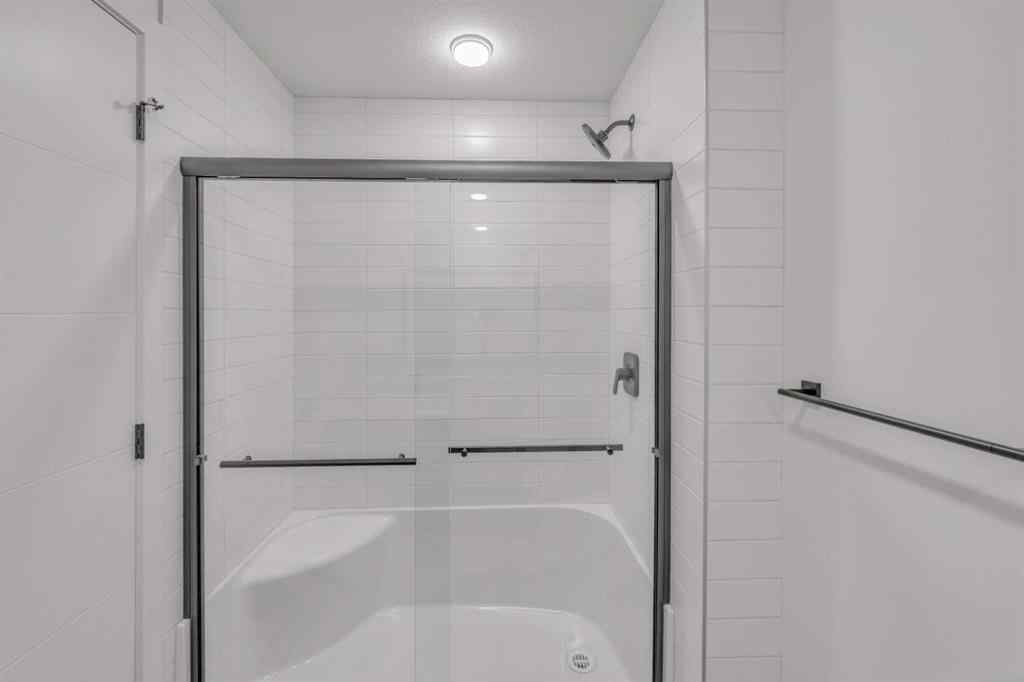 MLS® A2266774 - Unit #424 3932 University Avenue NW in University District Calgary, Residential