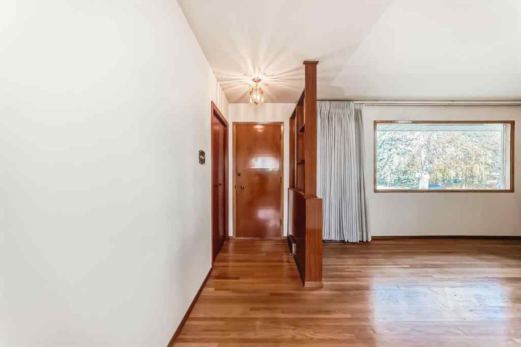 MLS® A2266777 - 4739 26 Avenue SW in Glenbrook Calgary, Residential