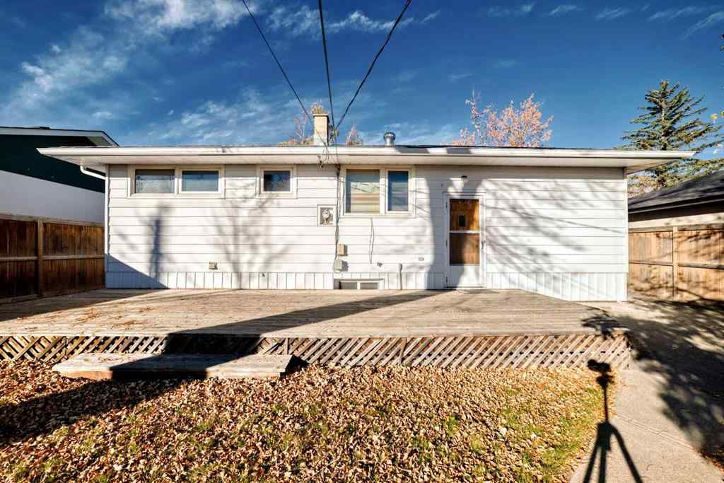 MLS® A2266777 - 4739 26 Avenue SW in Glenbrook Calgary, Residential
