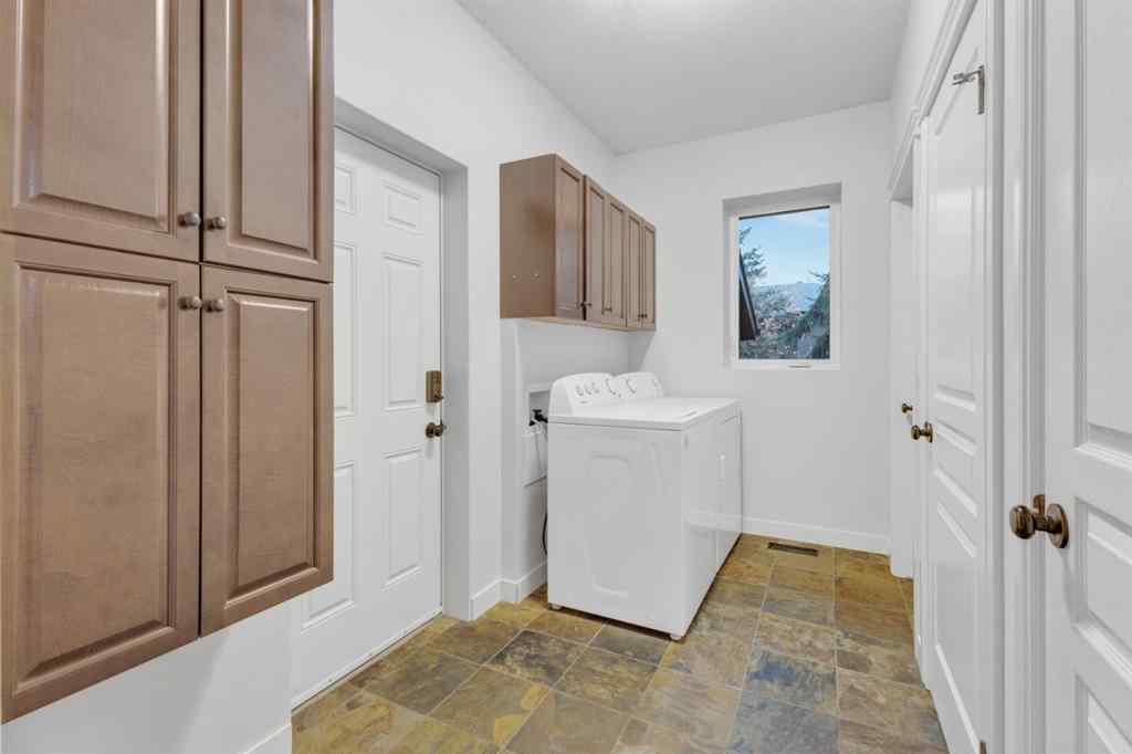 MLS® A2266778 - 15 Creek Road  in Wolf Creek Estates Rural Ponoka County, Residential