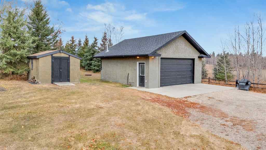 MLS® A2266778 - 15 Creek Road  in Wolf Creek Estates Rural Ponoka County, Residential