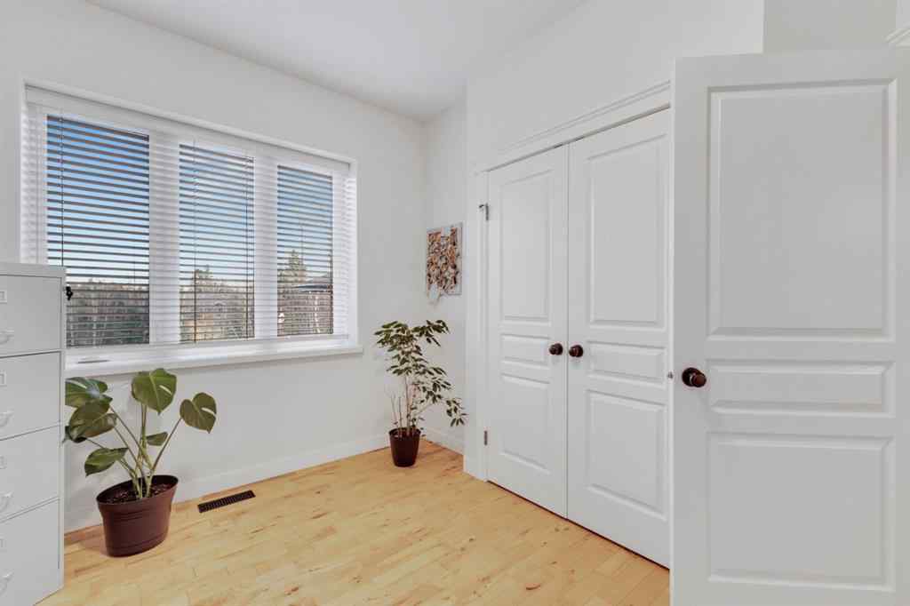 MLS® A2266778 - 15 Creek Road  in Wolf Creek Estates Rural Ponoka County, Residential