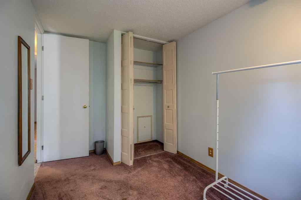 MLS® A2266782 - Unit #17 115 Lafayette Boulevard W in Varsity Village Lethbridge, Residential