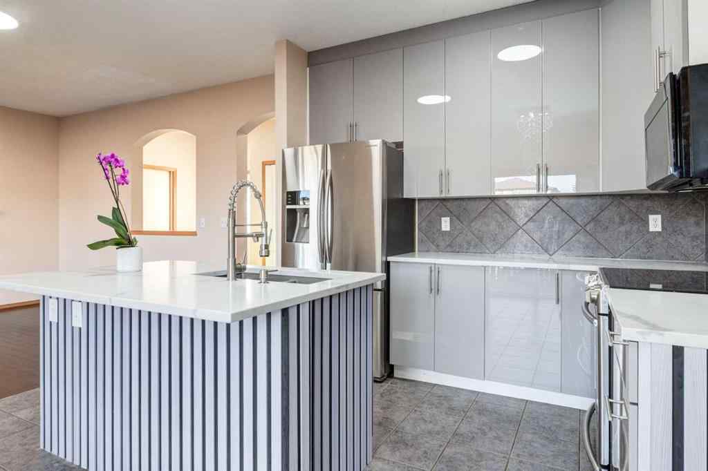 MLS® A2266789 - 756 Luxstone Landing SW in Luxstone Airdrie, Residential