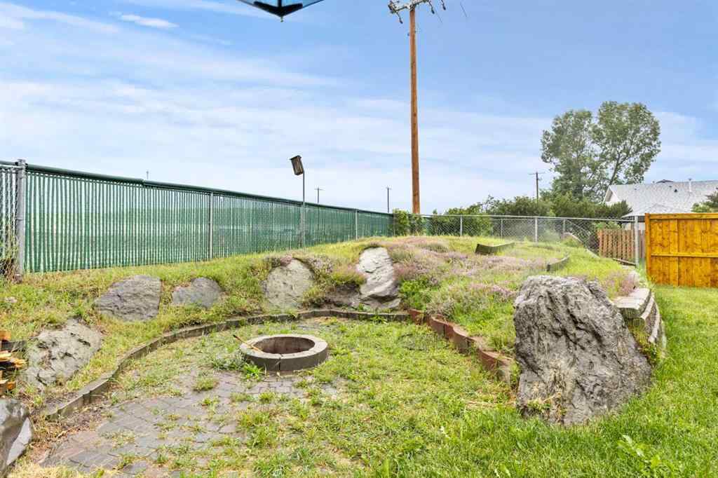 MLS® A2266790 - 335 Sheep River Place  in Sheep River Ridge Okotoks, Residential