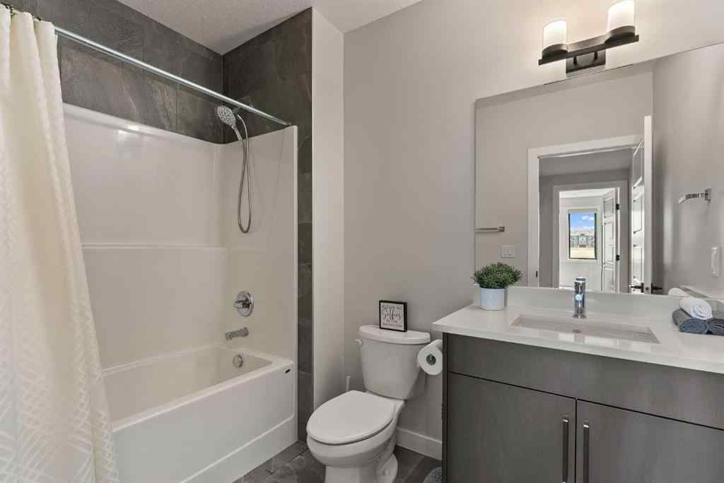 MLS® A2266796 - 32 Monterra Landing  in Monterra Rural Rocky View County, Residential