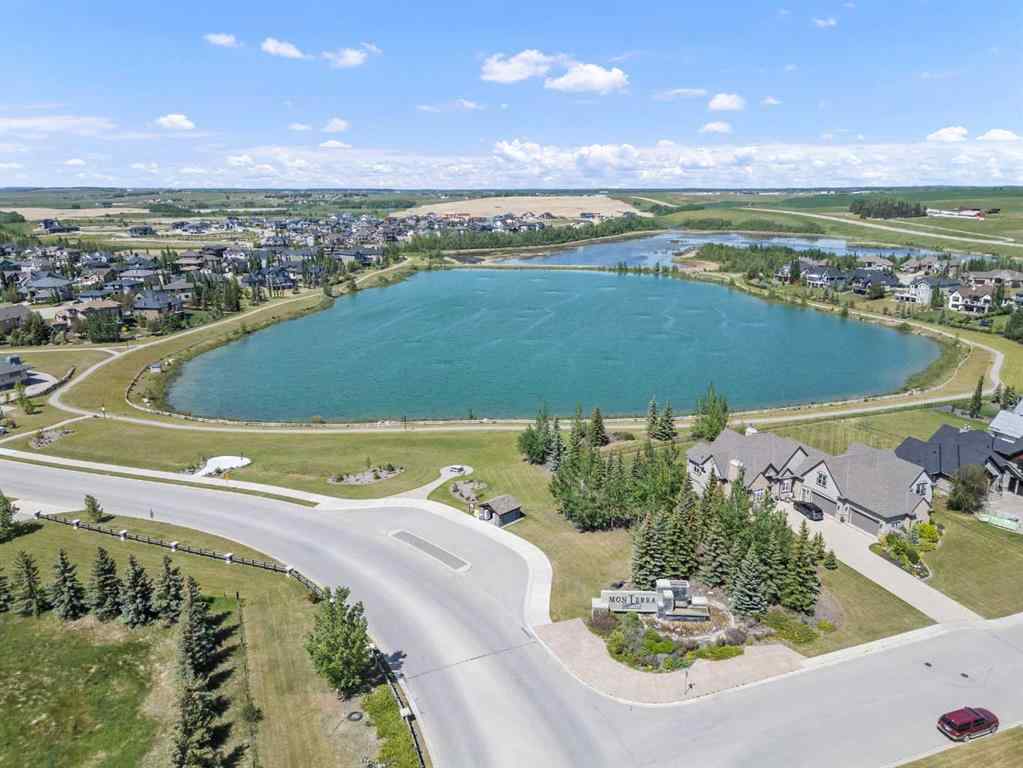 MLS® A2266796 - 32 Monterra Landing  in Monterra Rural Rocky View County, Residential