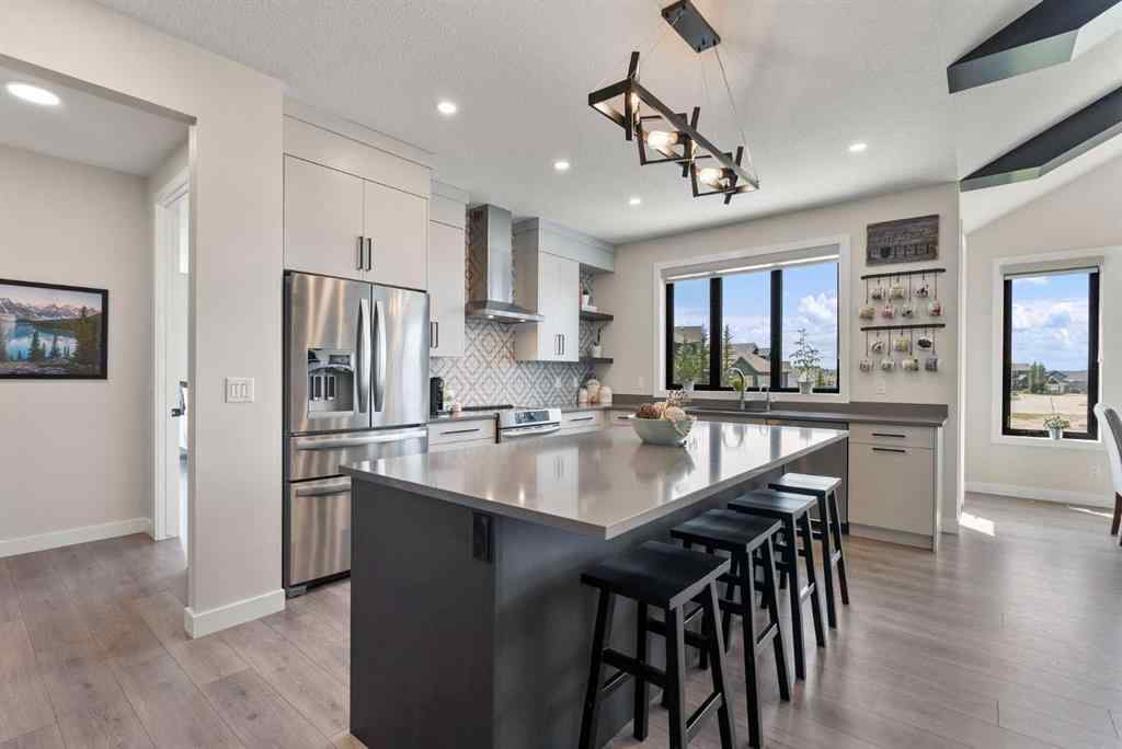 MLS® A2266796 - 32 Monterra Landing  in Monterra Rural Rocky View County, Residential