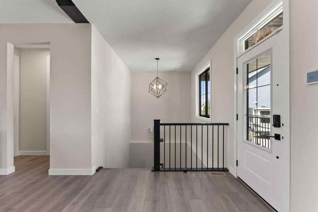 MLS® A2266796 - 32 Monterra Landing  in Monterra Rural Rocky View County, Residential