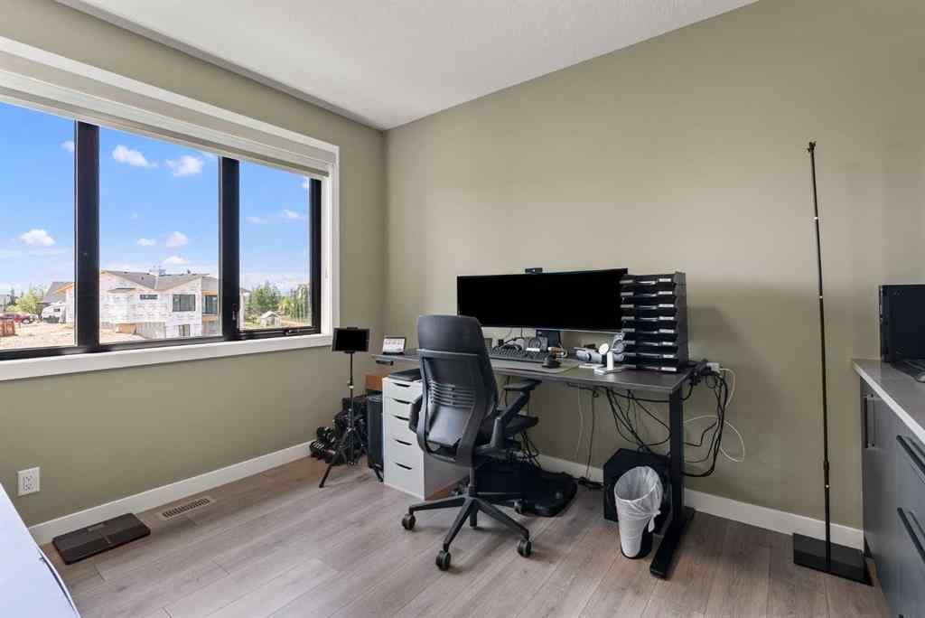 MLS® A2266796 - 32 Monterra Landing  in Monterra Rural Rocky View County, Residential