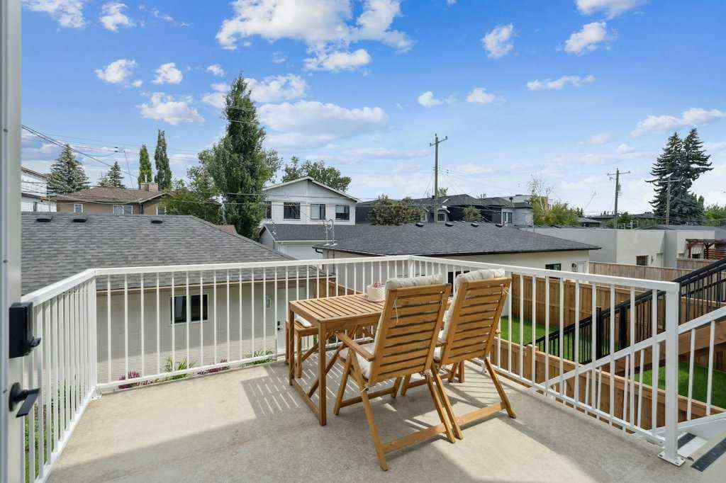 MLS® A2266797 - 2208 33 Street SW in Killarney/Glengarry Calgary, Residential