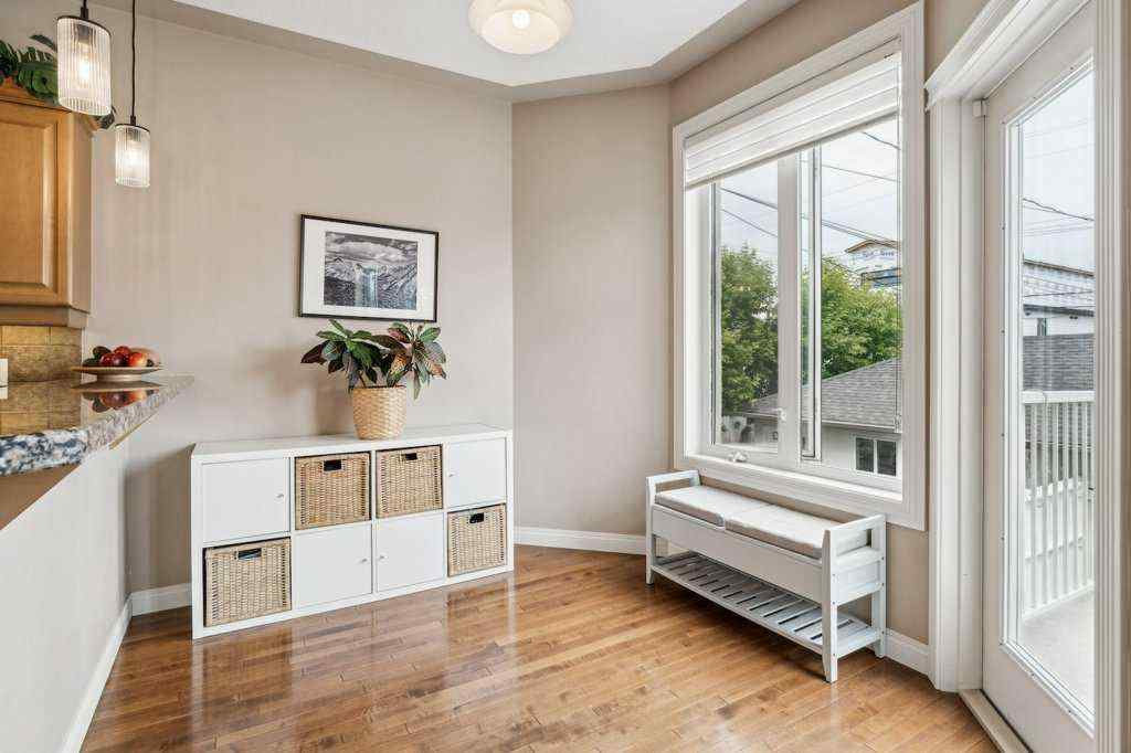 MLS® A2266797 - 2208 33 Street SW in Killarney/Glengarry Calgary, Residential