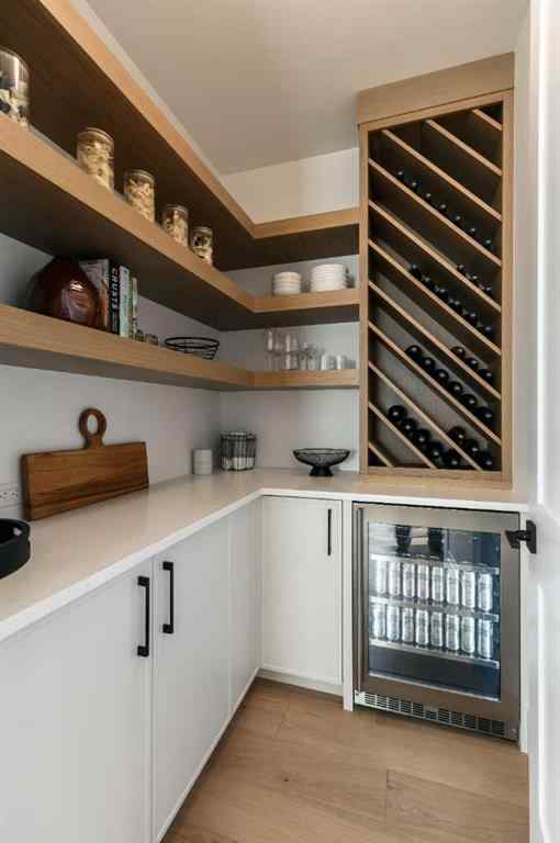 MLS® A2266801 - Unit #208 1700 73 Street SW in Aspen Woods Calgary, Residential