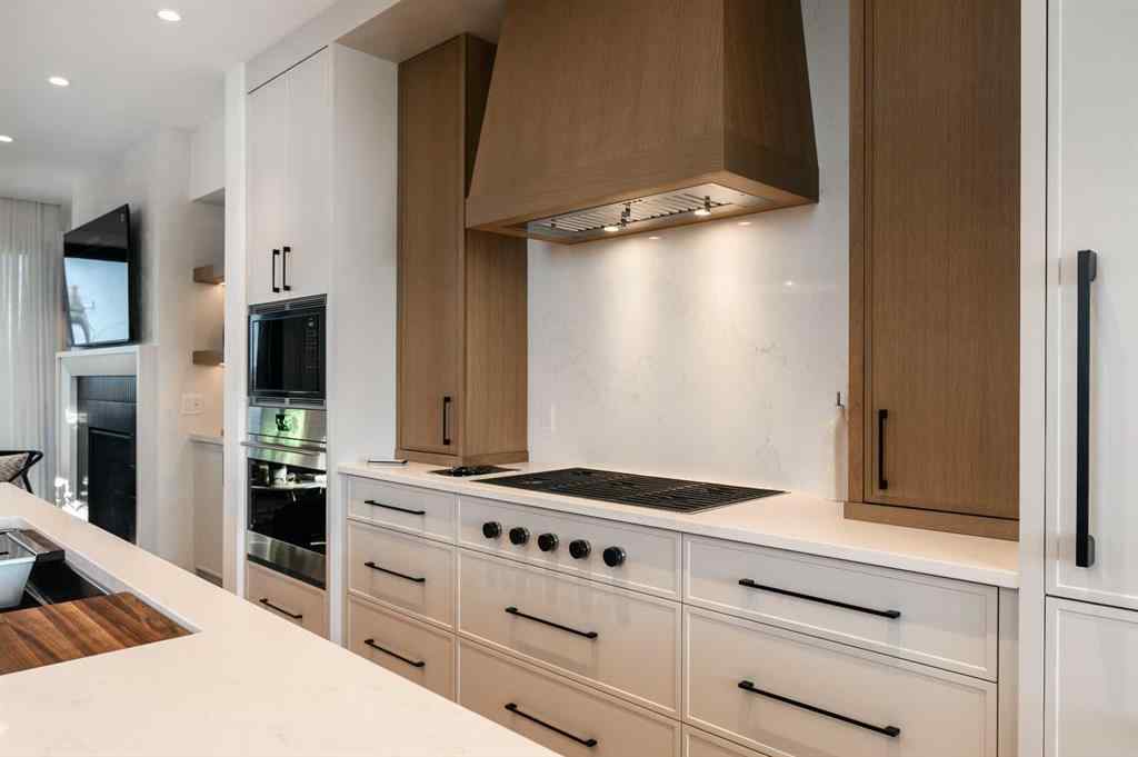 MLS® A2266801 - Unit #208 1700 73 Street SW in Aspen Woods Calgary, Residential