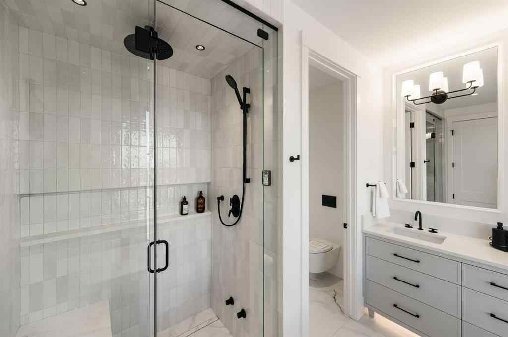 MLS® A2266801 - Unit #208 1700 73 Street SW in Aspen Woods Calgary, Residential