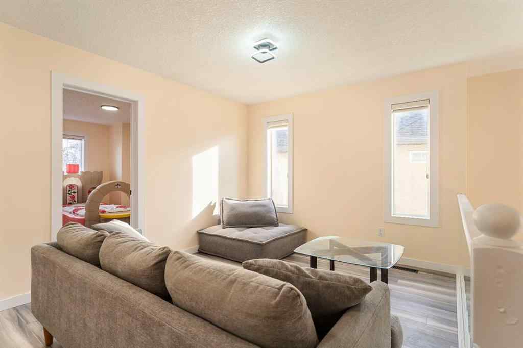 MLS® A2266803 - 20 Sherwood Circle NW in Sherwood Calgary, Residential