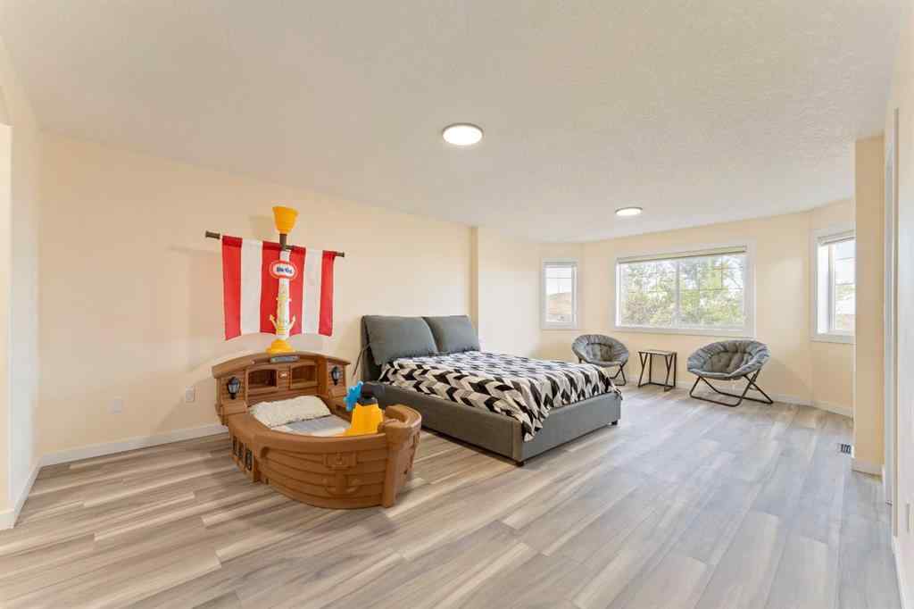 MLS® A2266803 - 20 Sherwood Circle NW in Sherwood Calgary, Residential