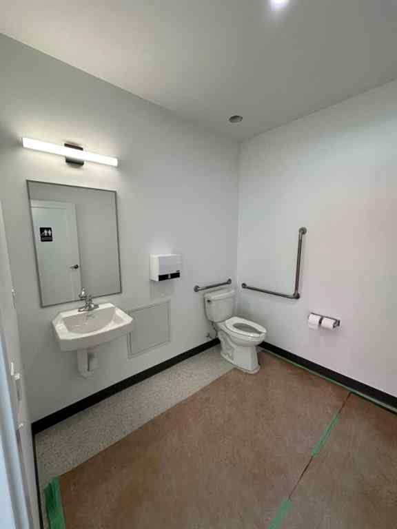 MLS® A2266804 - Unit ##1 25 Southbank Crescent  in Southbank Business Park Okotoks, Commercial