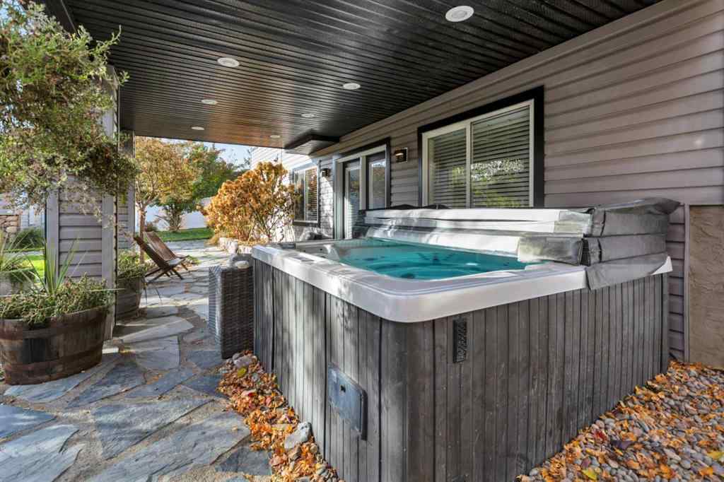 MLS® A2266805 - 128 Isbister Close  in Ironstone Red Deer, Residential