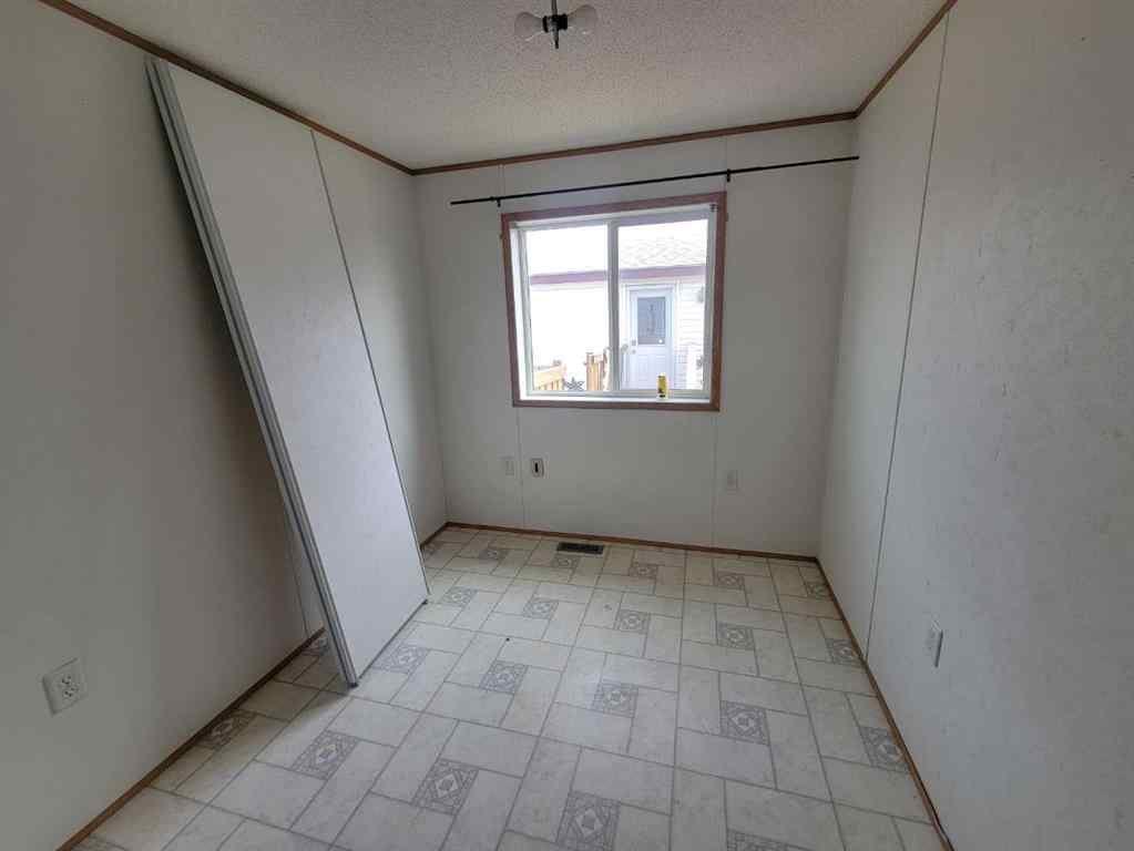 MLS® A2266807 - 9006 87 Avenue  in MH - Creekside Grande Prairie, Residential