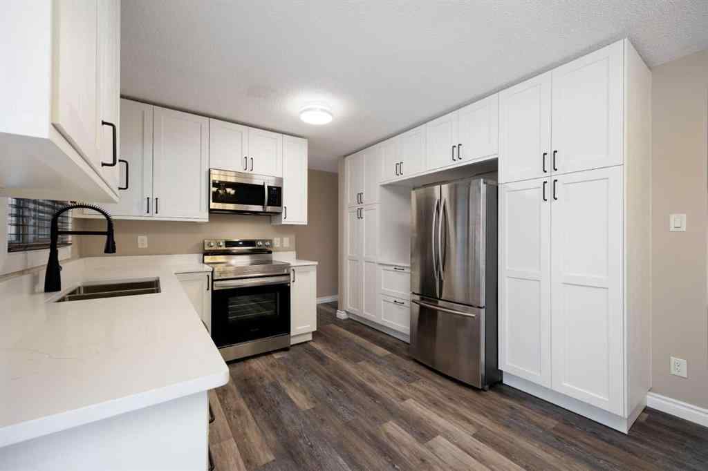 MLS® A2266810 - 20 Clark Crescent  in Downtown Fort McMurray, Residential