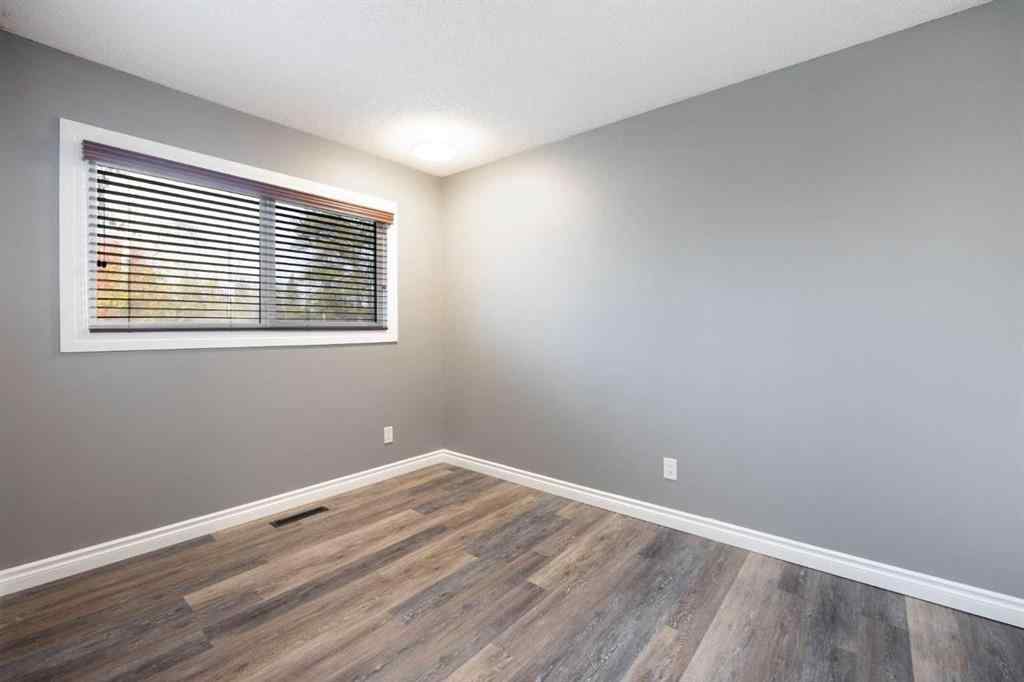 MLS® A2266810 - 20 Clark Crescent  in Downtown Fort McMurray, Residential