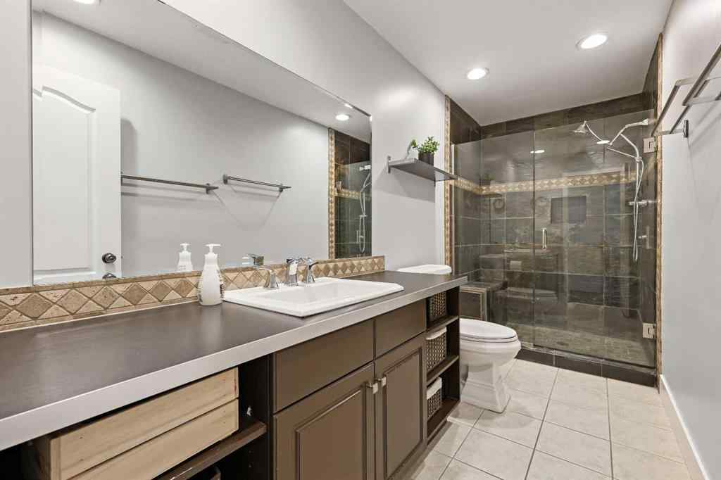 MLS® A2266811 - 52 Sunhurst Road SE in Sundance Calgary, Residential