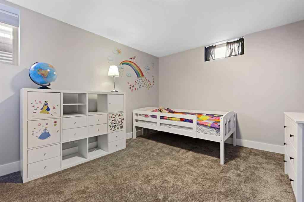 MLS® A2266811 - 52 Sunhurst Road SE in Sundance Calgary, Residential