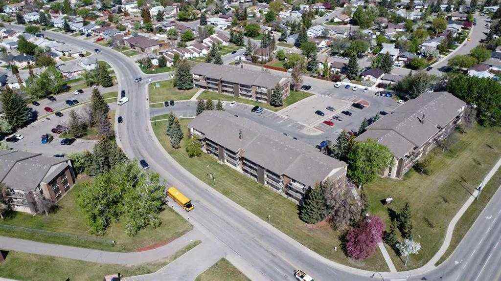 MLS&reg; # A2266816 - Unit #304 401 Columbia Boulevard W in Varsity Village Lethbridge, Residential Open Houses