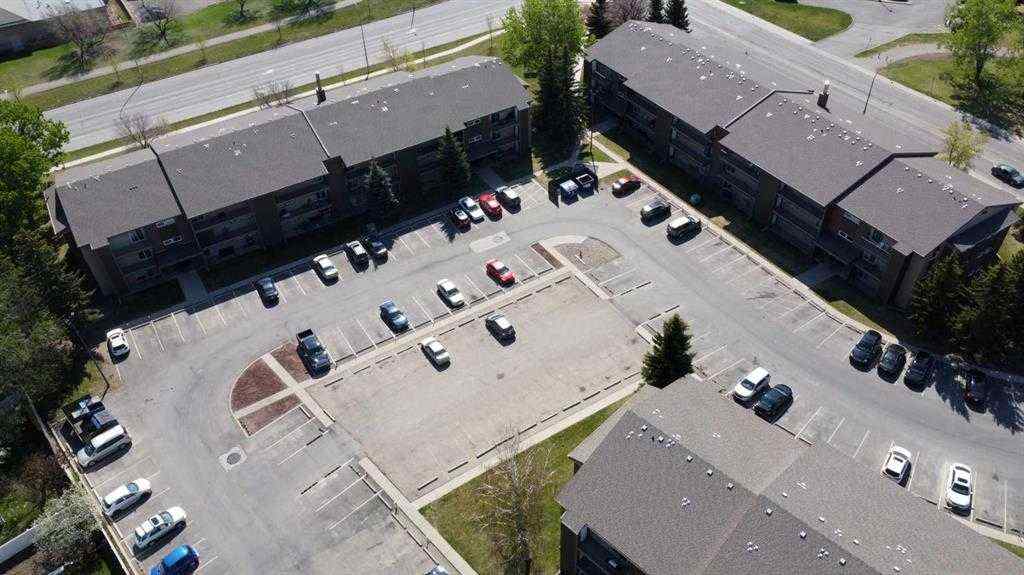 MLS&reg; # A2266816 - Unit #304 401 Columbia Boulevard W in Varsity Village Lethbridge, Residential Open Houses