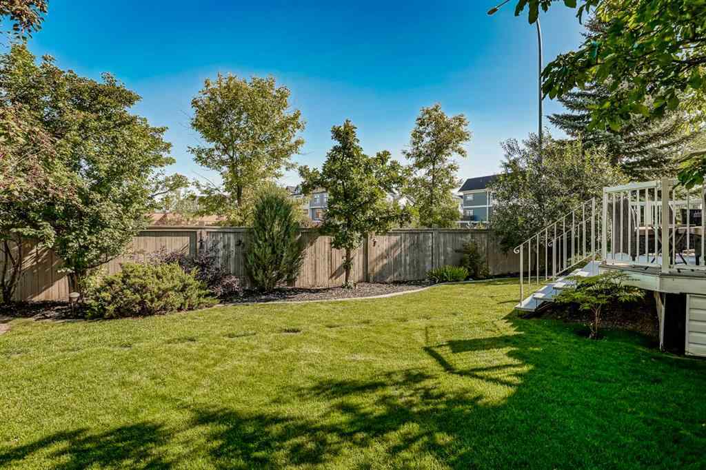 MLS® A2266818 - 177 Douglas Glen Manor SE in Douglasdale/Glen Calgary, Residential
