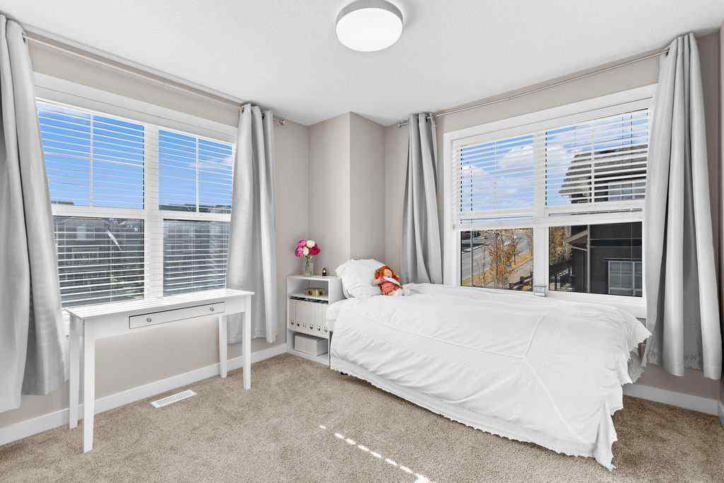 MLS® A2266828 - 111 Evanscrest Gardens NW in Evanston Calgary, Residential