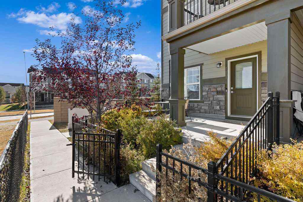 MLS® A2266828 - 111 Evanscrest Gardens NW in Evanston Calgary, Residential